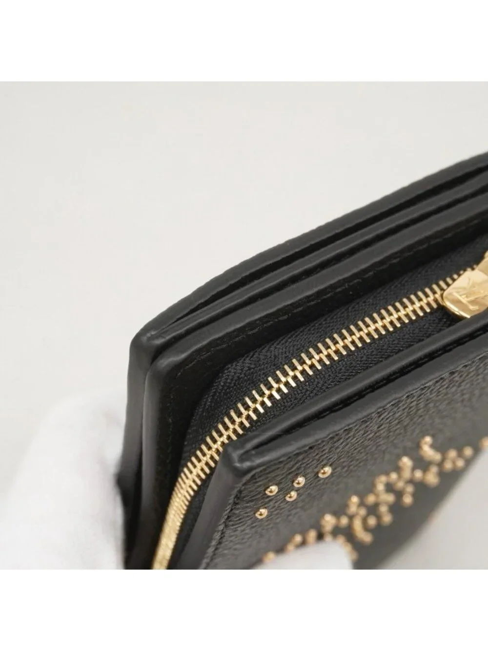 Louis Vuitton this authentic